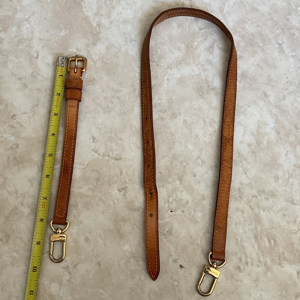 Louis Vuitton Vachetta Leather Adjustable Strap in Tan Brown with Gold Hardware - Picture 8 of 10